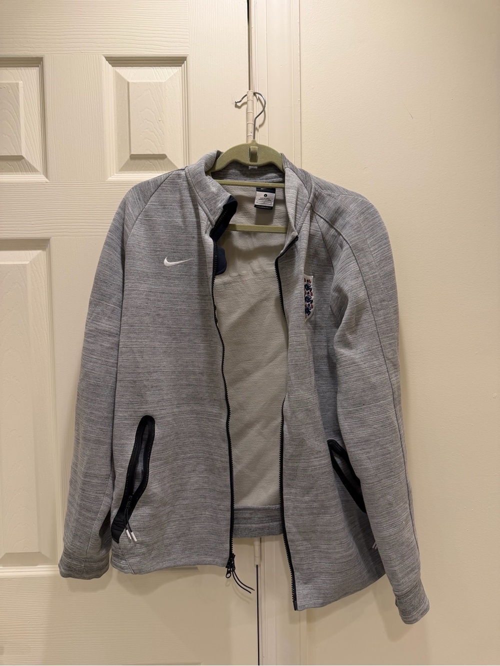 Nike Light Grey Full-Zip Performance Jacket